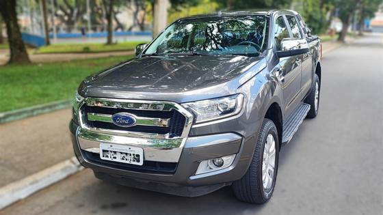 FORD RANGER 3.2 XLT 4X4 CD 20V DIESEL 4P AUTOMÁTICO